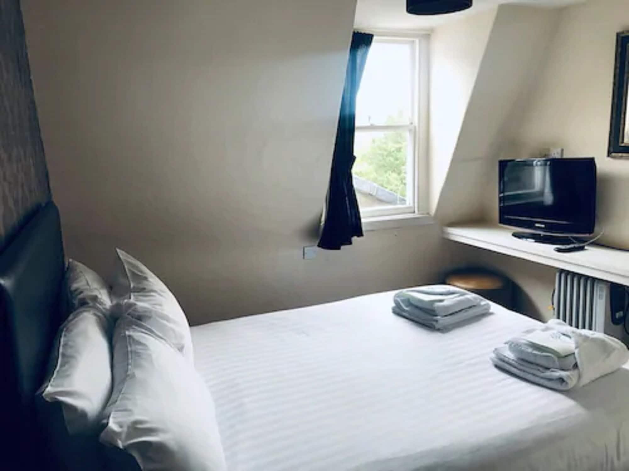 Parade Park Accommodation 바스 외부 사진
